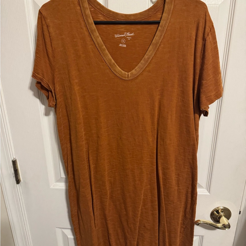 Universal Thread Rust V-Neck T-Shirt